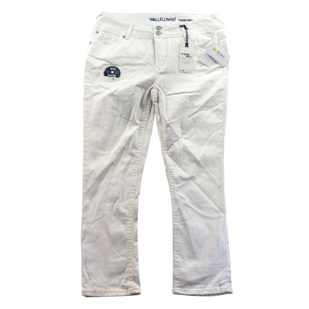 NWT Wallflower Women Jeans Size 15 White Denim Luscious Curvy Fit Stretch Casual